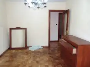 Dormitori de Pis de lloguer en Gijón  amb Calefacció, Parquet i Rentadora
