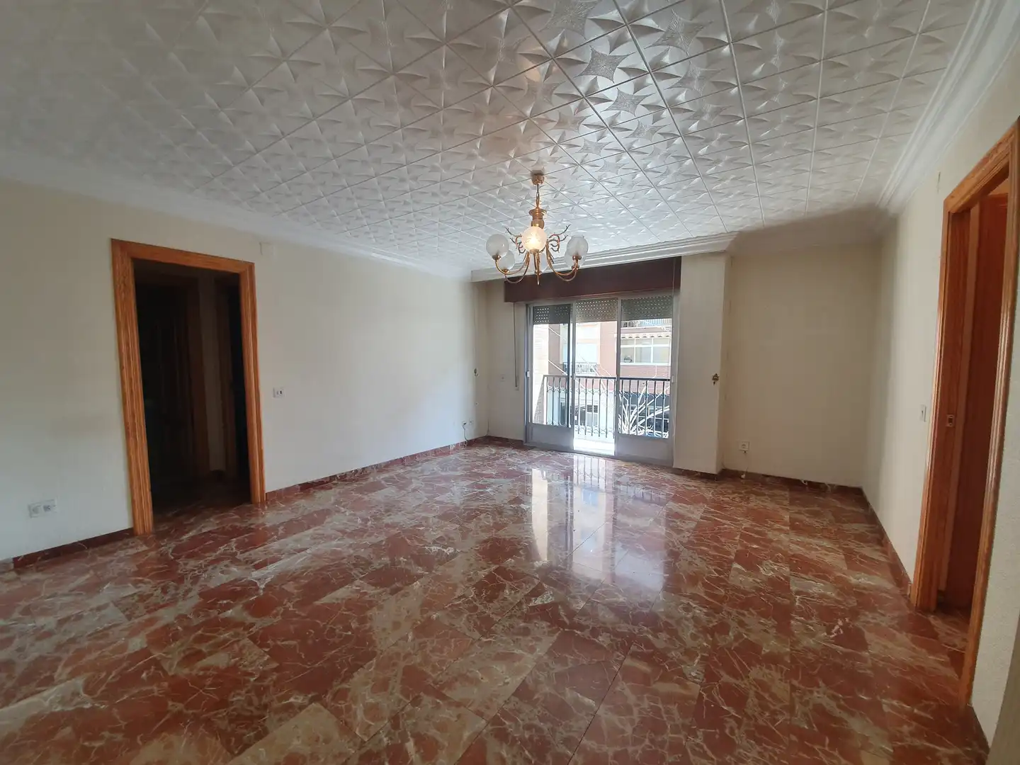 Sala de estar de Piso en venta en Guadix con Balcón