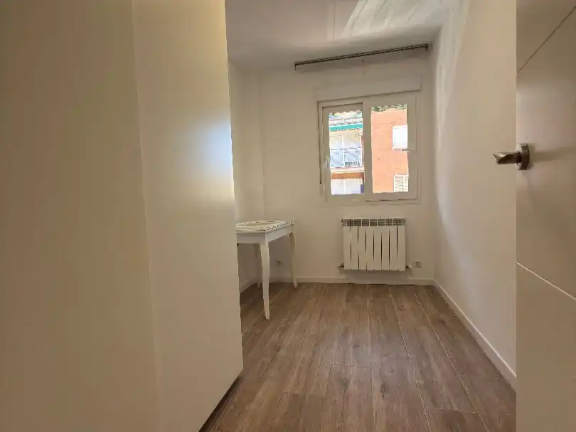 Schlafzimmer von Wohnung zur Miete in Alcalá de Henares mit Klimaanlage und Terrasse