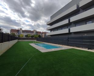 Piscina de Pis en venda en Vilablareix amb Aire condicionat, Calefacció i Terrassa