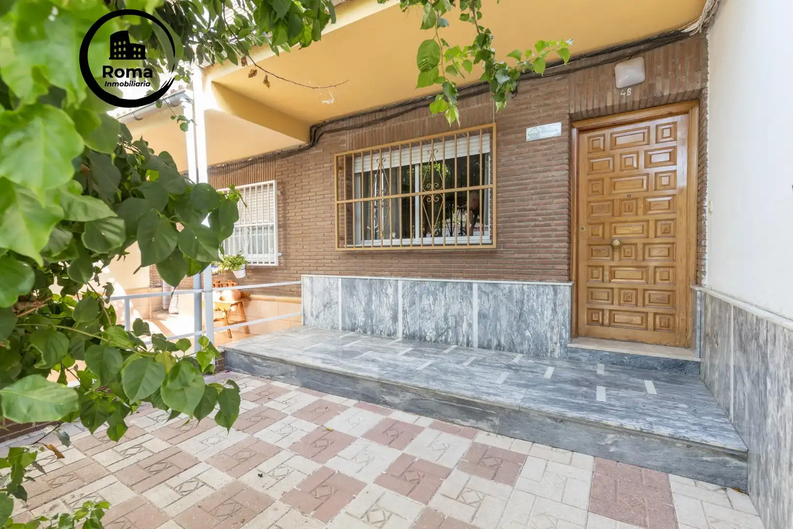 Vista exterior de Casa adosada en venta en Maracena con Aire acondicionado, Calefacción y Terraza
