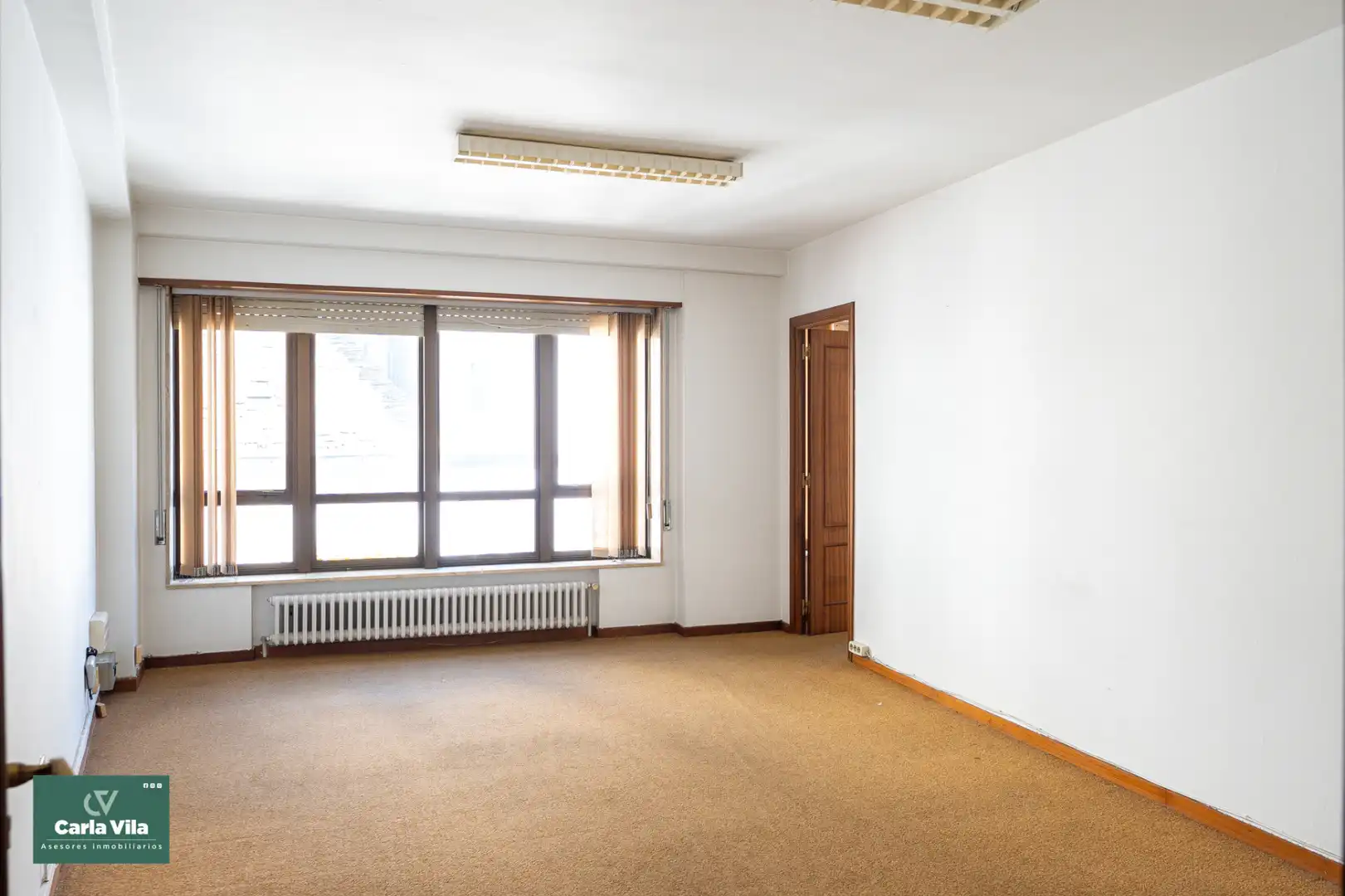 Piso en venta en Lugo con Calefacción, Terraza y Trastero