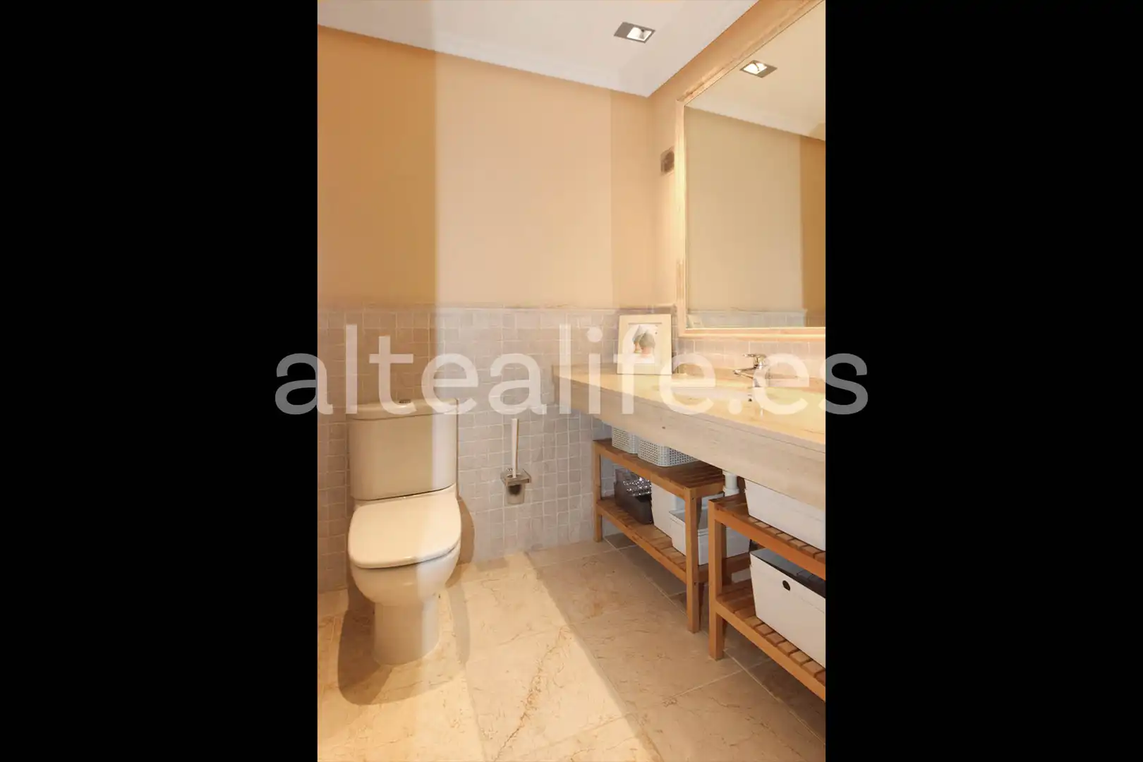 Baño de Apartamento en venta en Altea con Aire acondicionado, Calefacción y Jardín privado