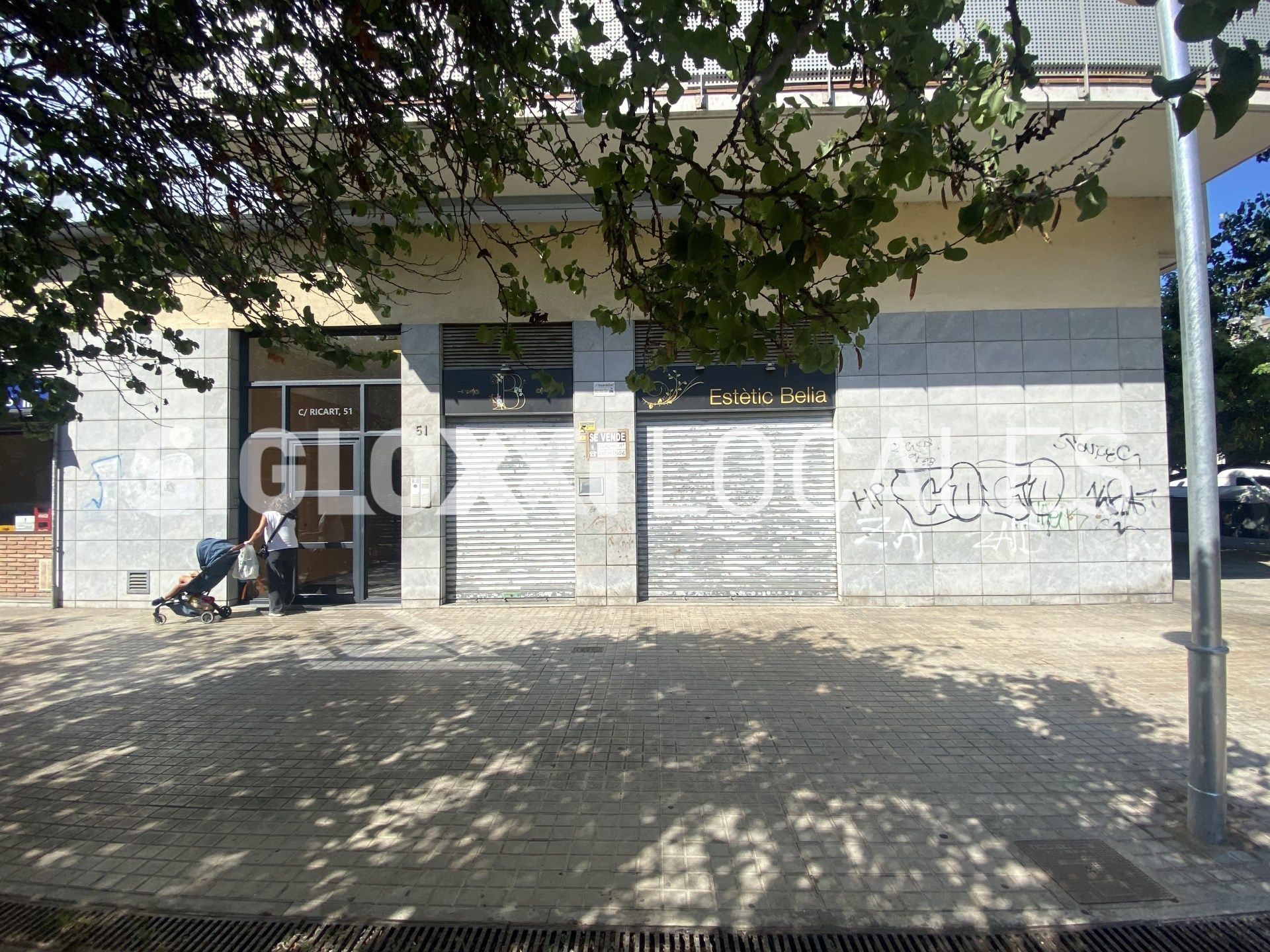 Exterior view of Premises to rent in Sant Adrià de Besòs  with Air Conditioner