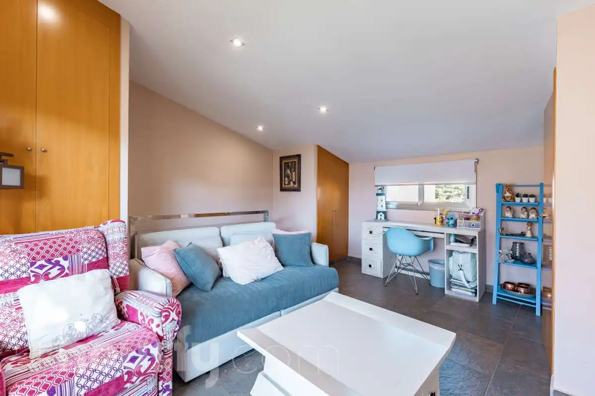 Terraced house with terrace for sale in Saligar ., imagen 3