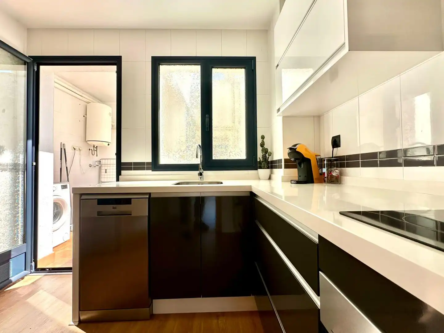 Cocina de Piso en venta en Almería con Aire acondicionado, Terraza y Trastero