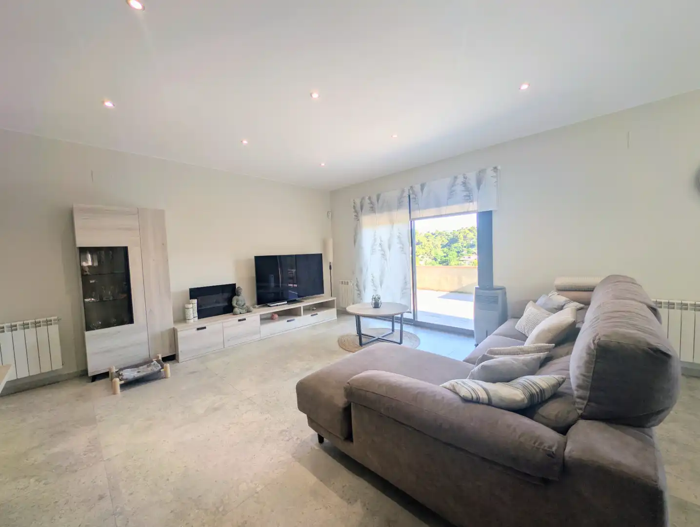 Sala de estar de Casa o chalet en venta en Terrassa con Calefacción, Jardín privado y Terraza