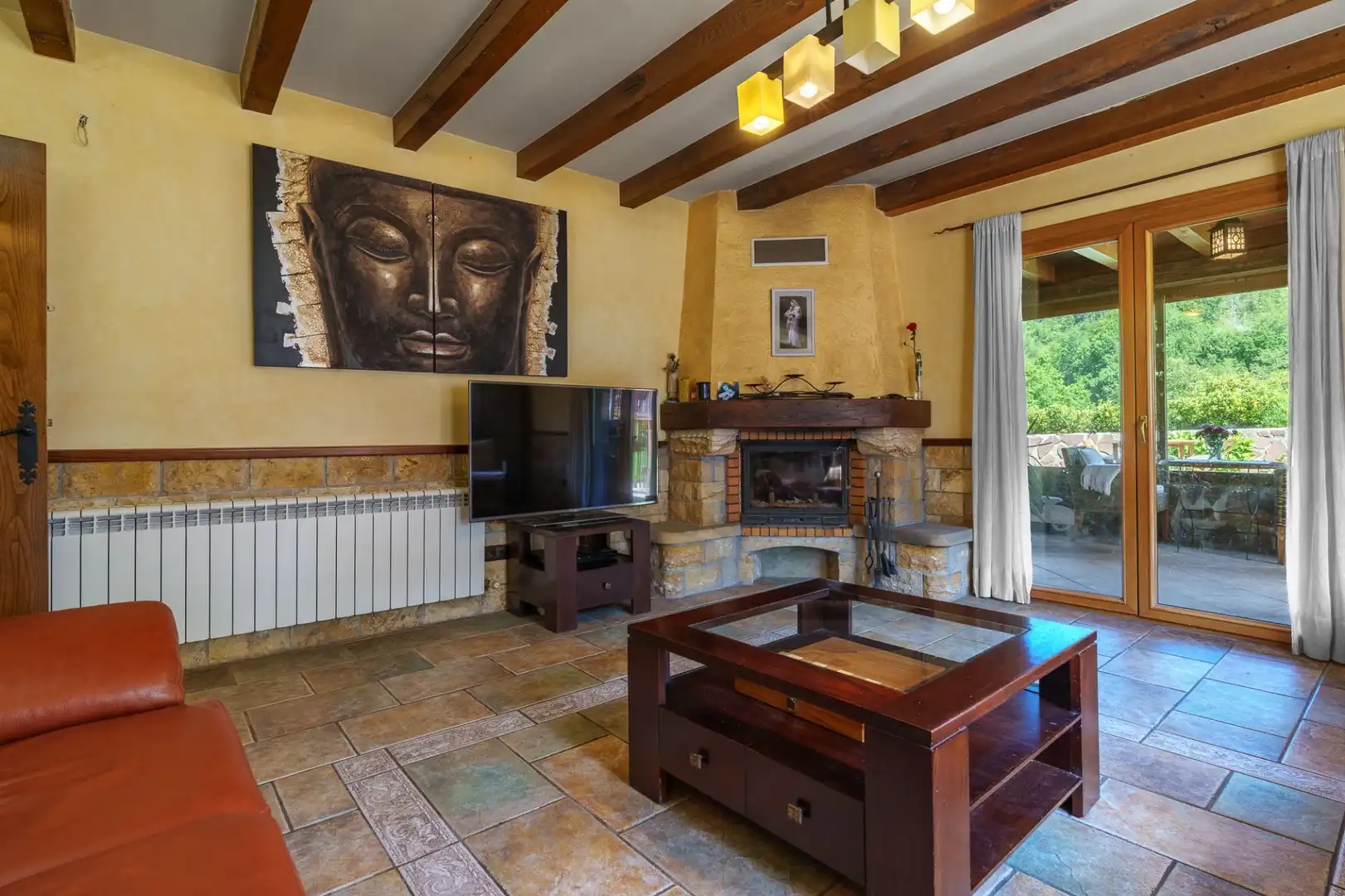 Sala de estar de Casa o chalet en venta en Elduain con Calefacción, Trastero y Amueblado
