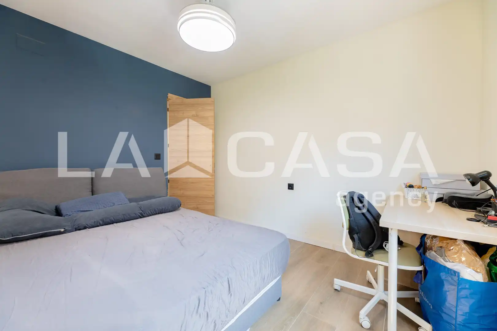 Bedroom of Flat for sale in Valencia  with Heating and Balcony
