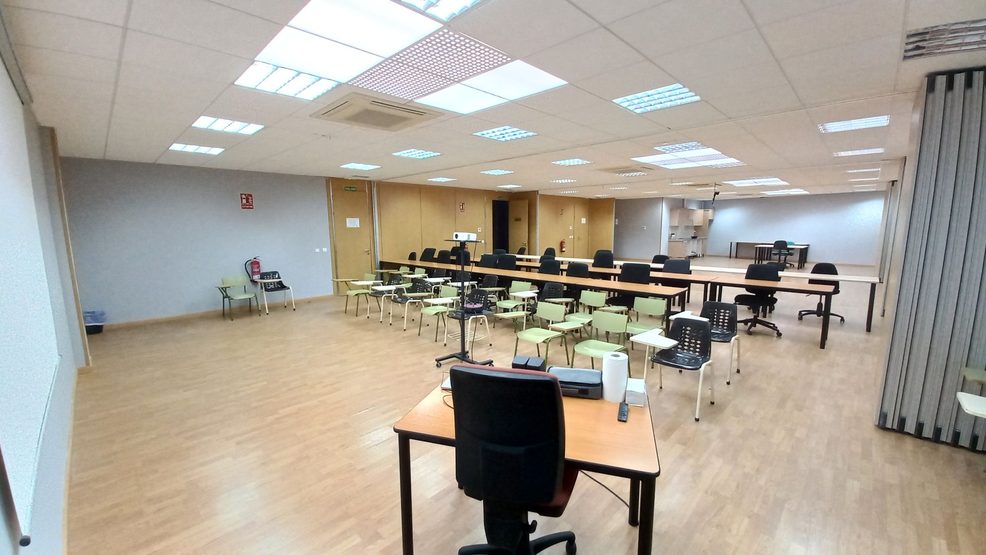 Oficina en venta en  Albacete Capital con Aire acondicionado, Calefacción y Amueblado