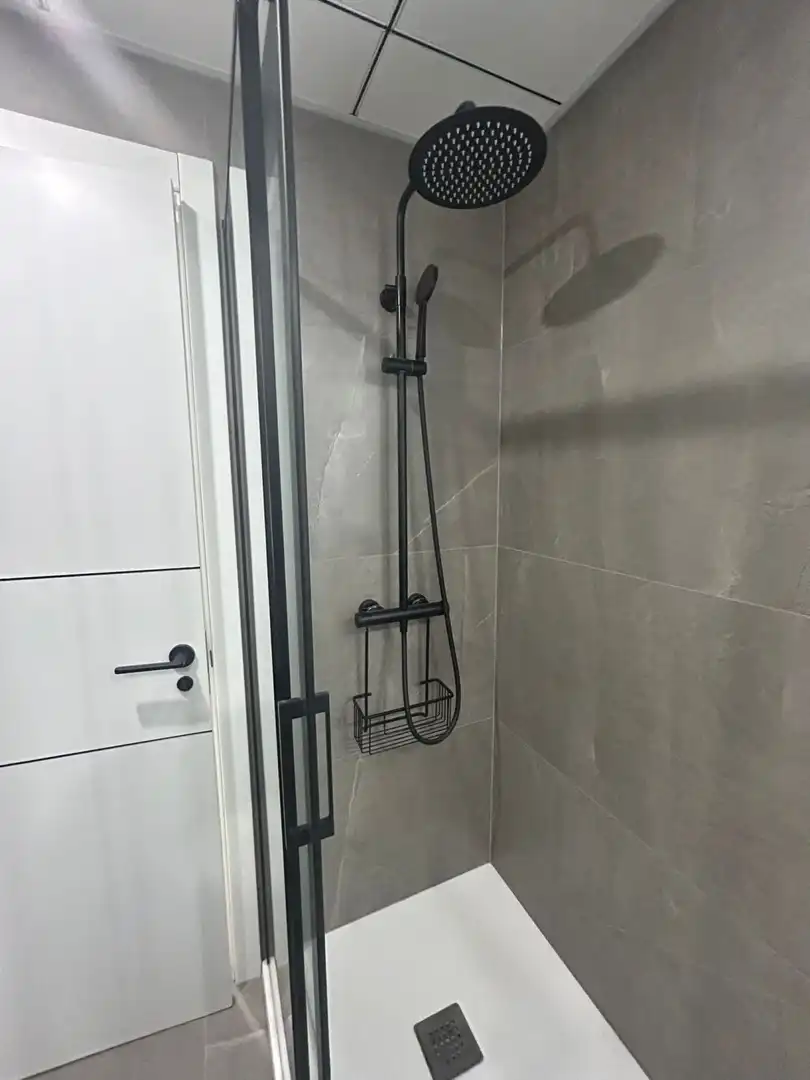 Bathroom of Flat for rent in Tarragona  with Air Conditioner, Heating and Furnished