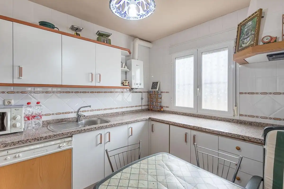 Cocina de Casa o chalet en venta en Villa de Otura con Jardín privado y Piscina