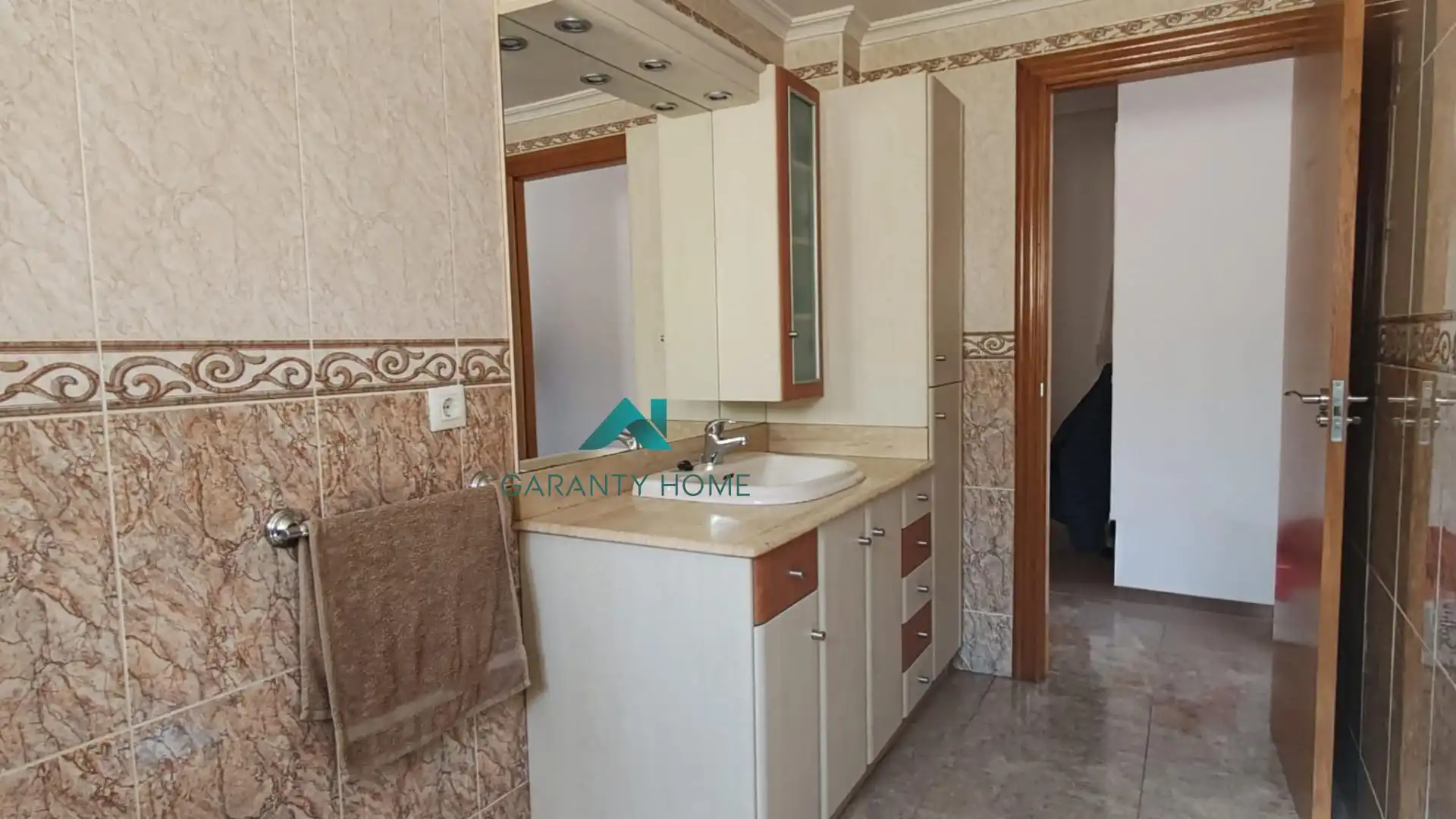 Bany de Casa o xalet en venda en Cartagena amb Aire condicionat i Balcó