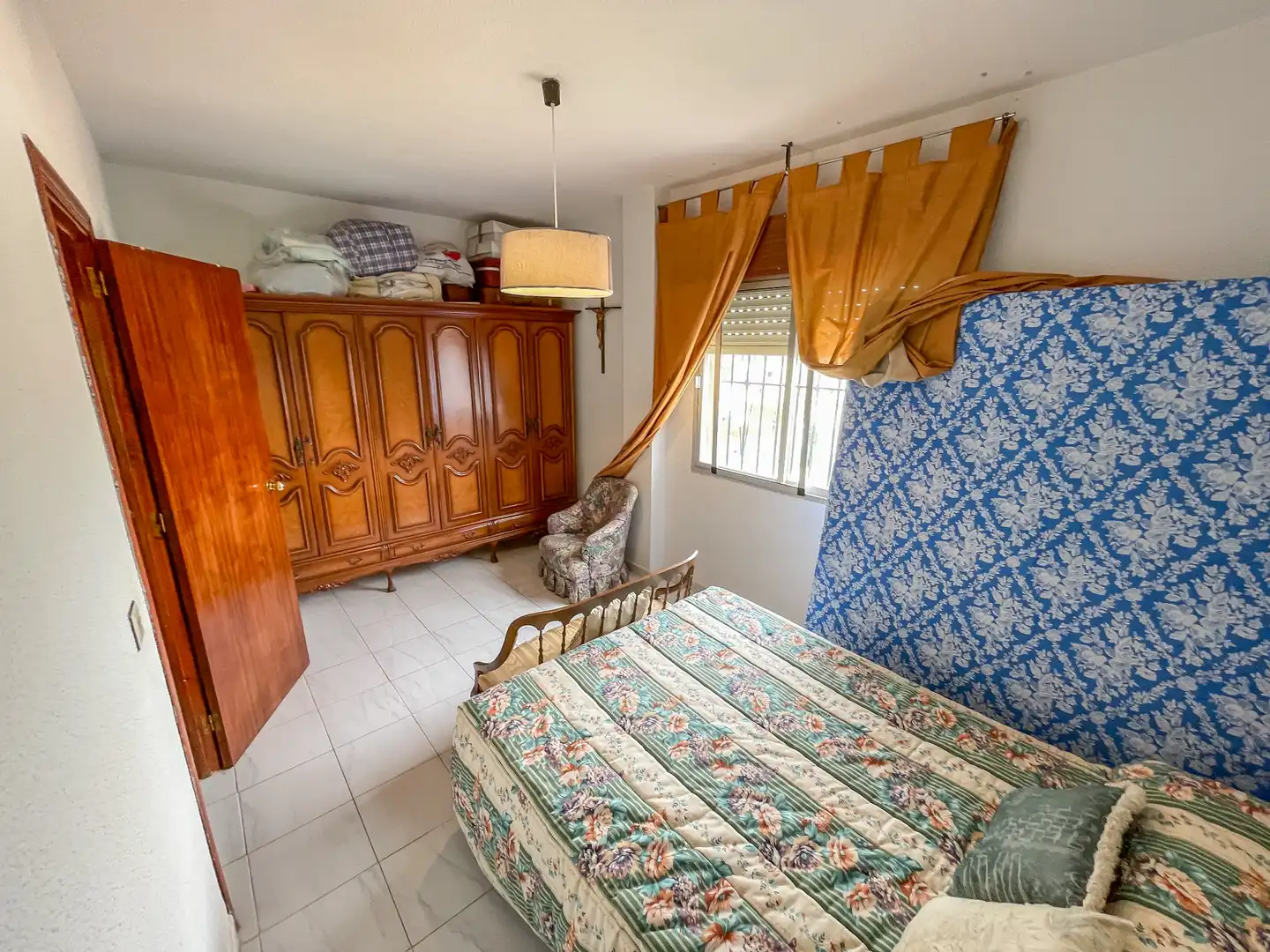 Dormitori de Casa o xalet en venda en Villa de Otura amb Jardí privat, Terrassa i Piscina