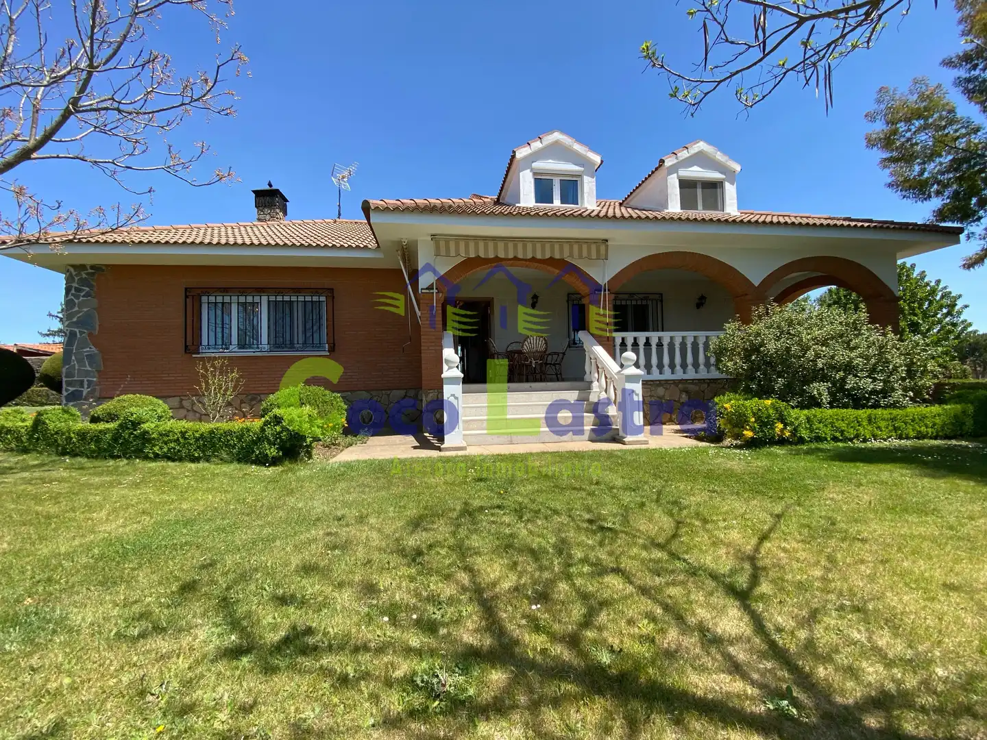 Casa o xalet en venda a Calle Huelmos de Cañedo, Valdunciel
