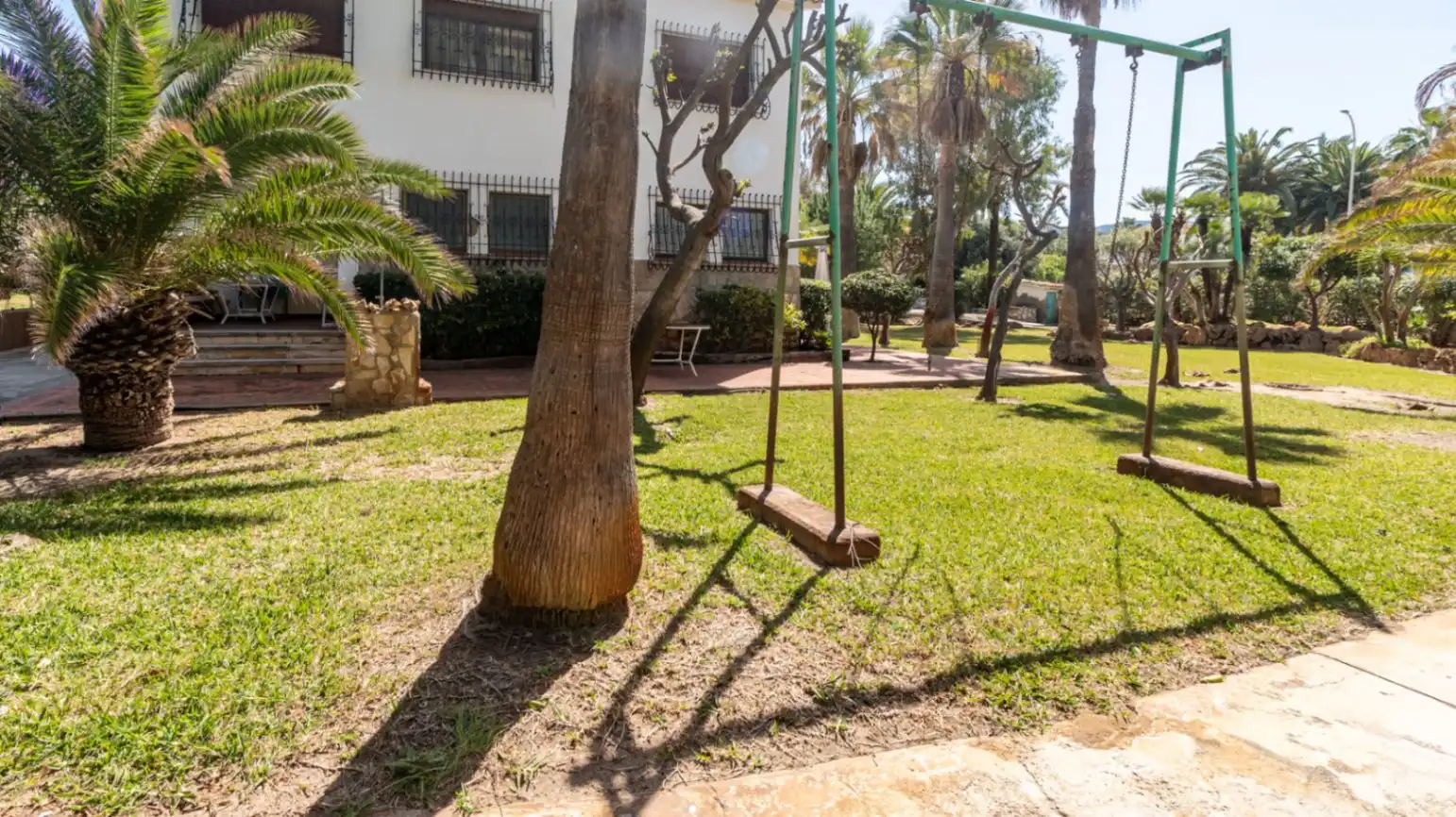 Jardí de Casa o xalet en venda en Dénia amb Aire condicionat, Calefacció i Jardí privat