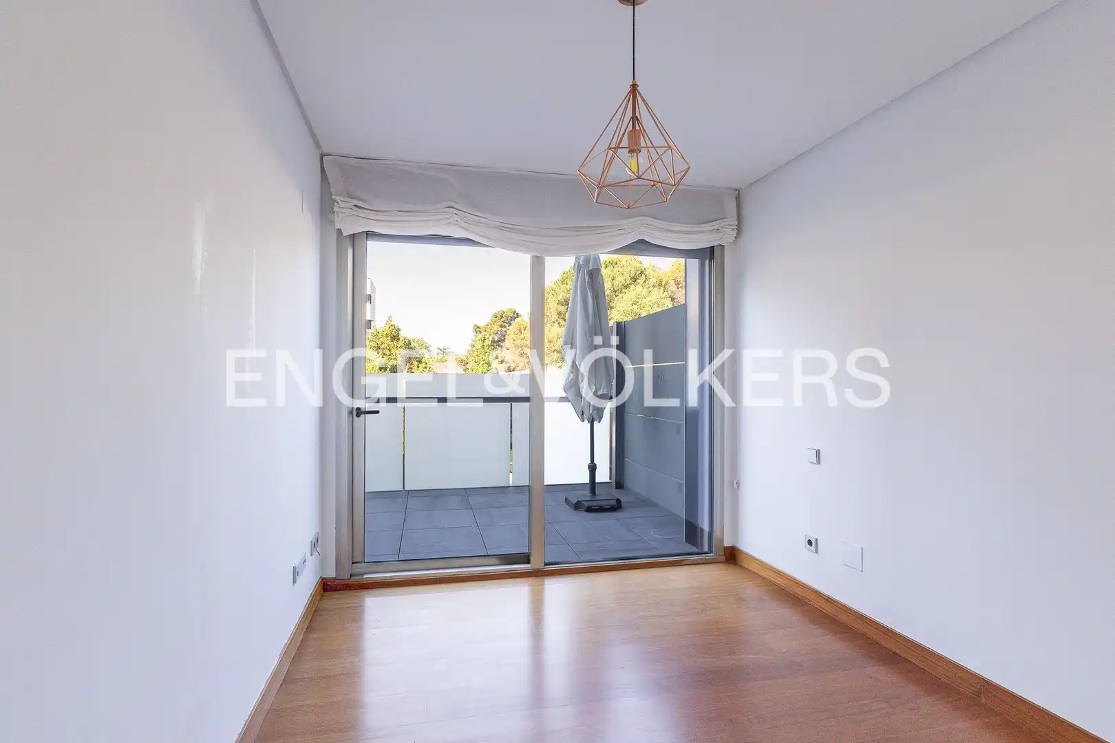Balcony of Flat for rent in Majadahonda  with Air Conditioner, Heating and Private garden