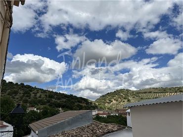 Adossat en venda a Frailes