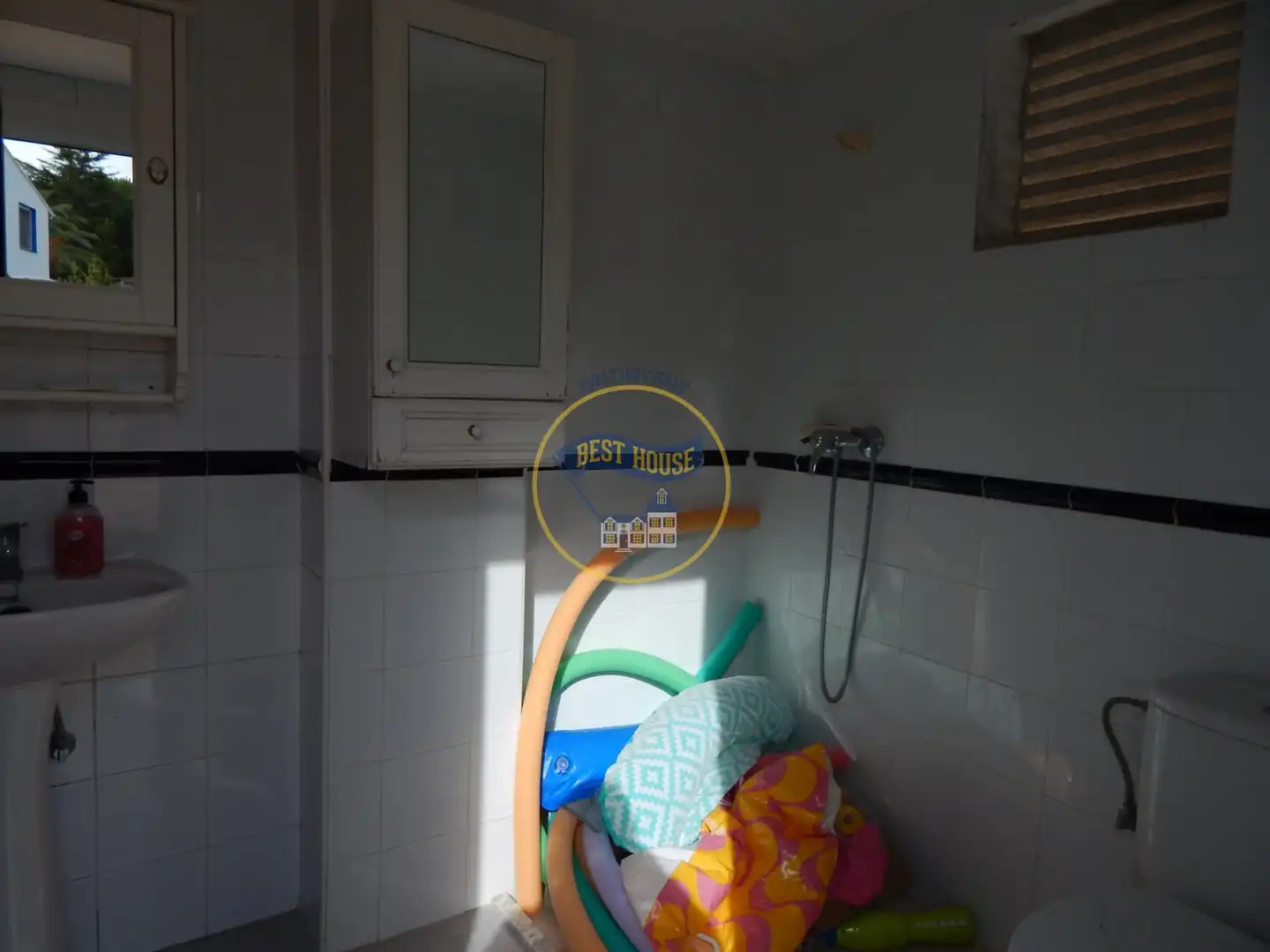 Bany de Casa o xalet en venda en Ontinyent amb Calefacció, Jardí privat i Terrassa
