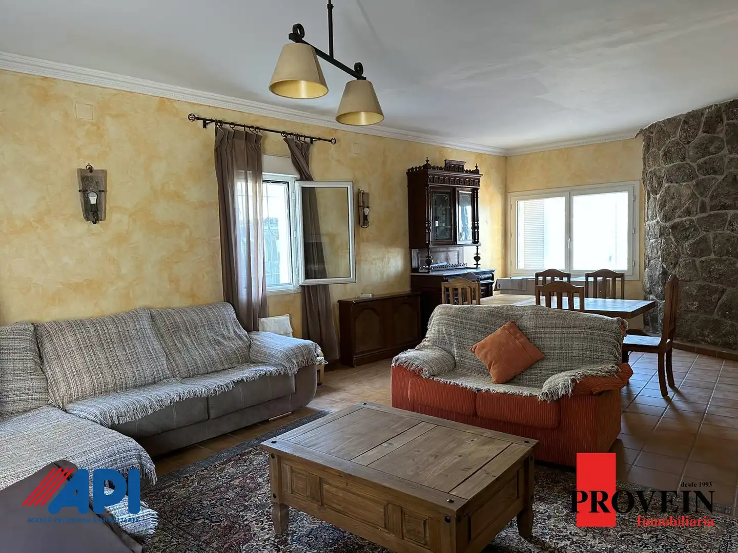 Living room of Houses for sale in Santa Cruz del Retamar  with Heating, Private garden and Parquet flooring