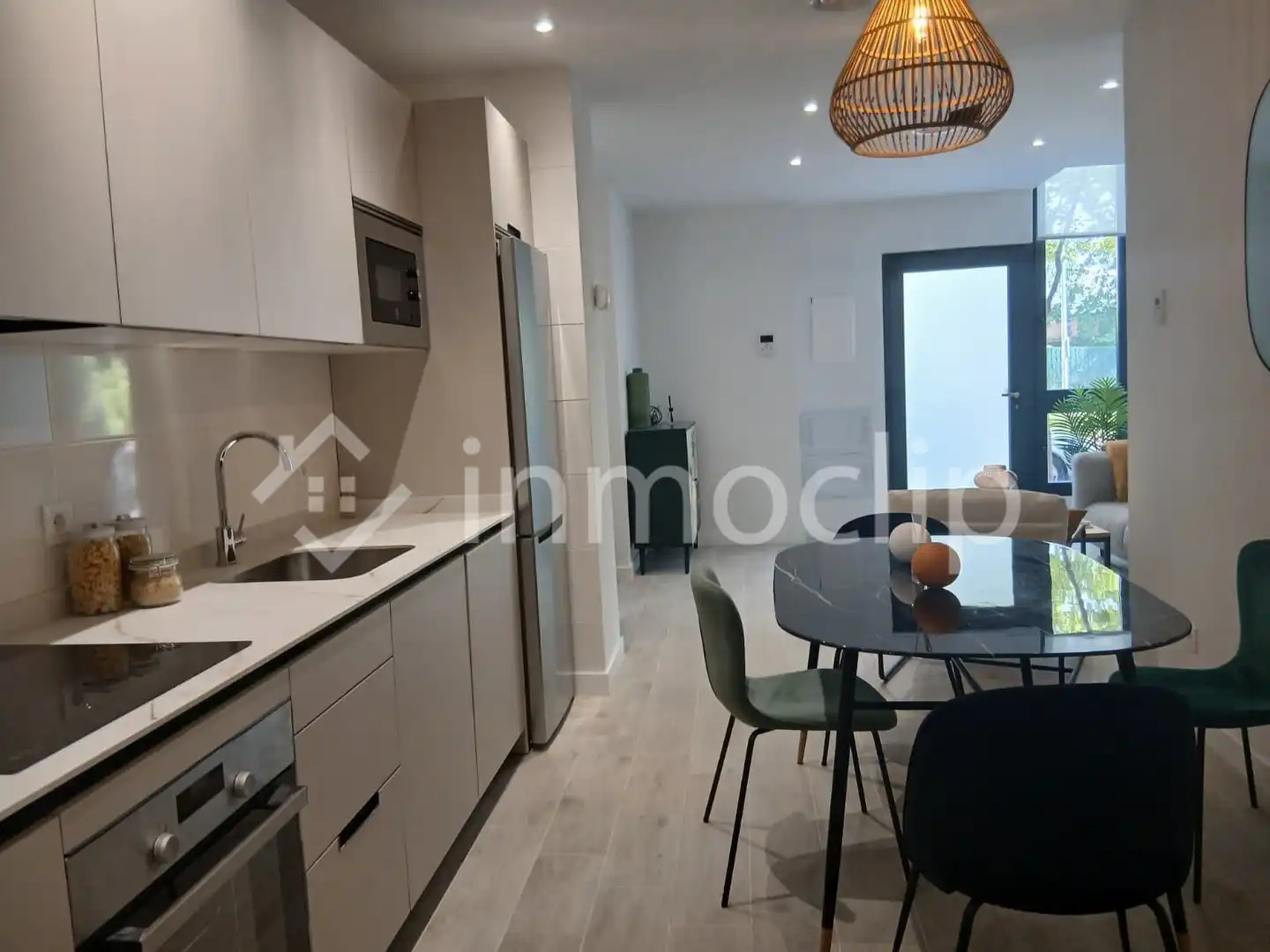 Cuina de Apartament en venda en Salamanca amb Aire condicionat i Calefacció