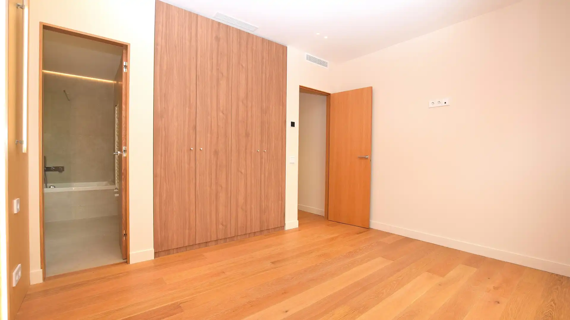 Dormitori de Àtic en venda en Barcelona amb Aire condicionat, Calefacció i Parquet