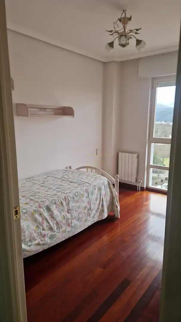 Flat for rent in Torrelavega - PLAZA DE LAS AUTONOMIAS, Nueva Ciudad