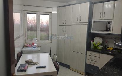 Kitchen of Flat for sale in Villaquilambre  with Heating and Storage room