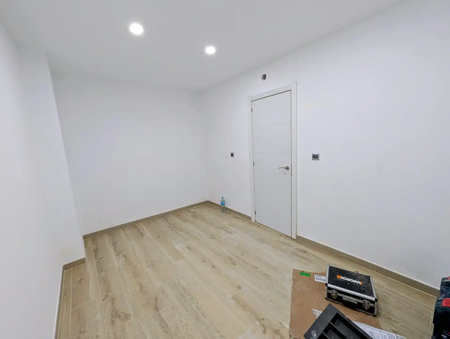 Piso en venta en Badalona con Parquet y Horno