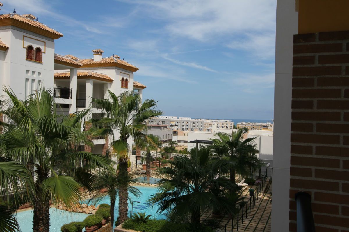 Exterior view of Flat for sale in Guardamar del Segura  with Air Conditioner, Heating and Terrace