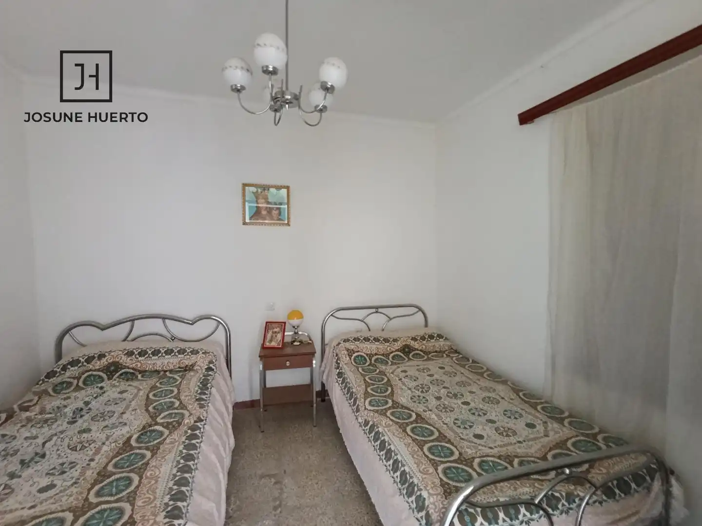 Dormitori de Finca rústica en venda en Peraleda del Zaucejo amb Jardí privat