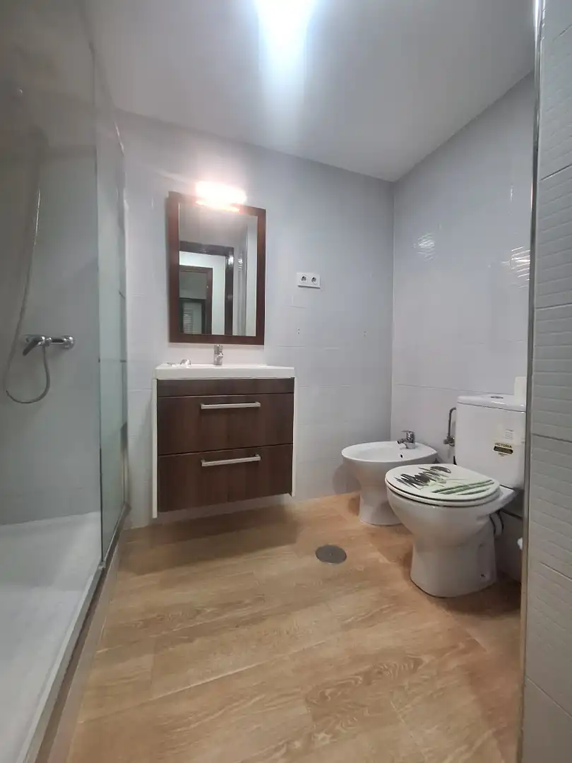 Baño de Piso de alquiler en Cartagena con Amueblado, Horno y Lavadora