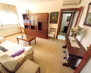 Living room of Flat for sale in  Barcelona Capital  with Air Conditioner, Heating and Furnished