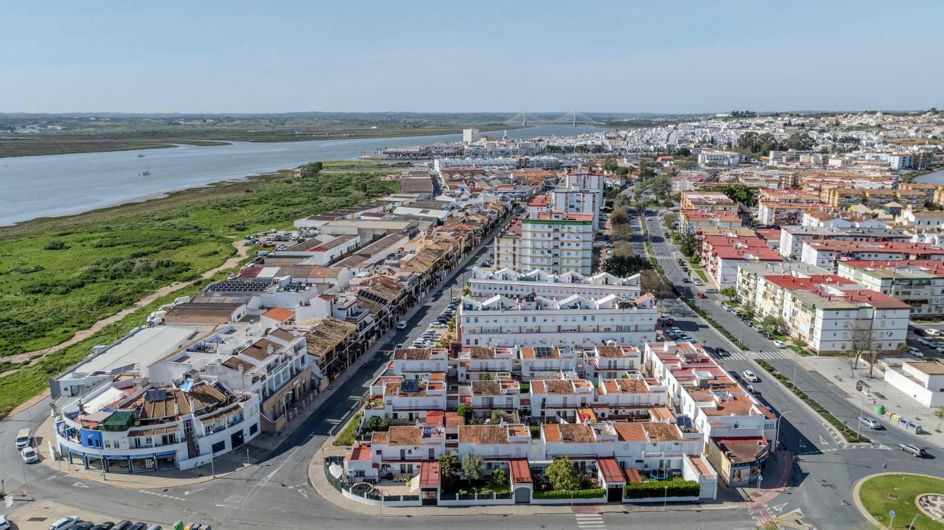 Exterior view of Duplex for sale in Ayamonte  with Air Conditioner, Heating and Balcony