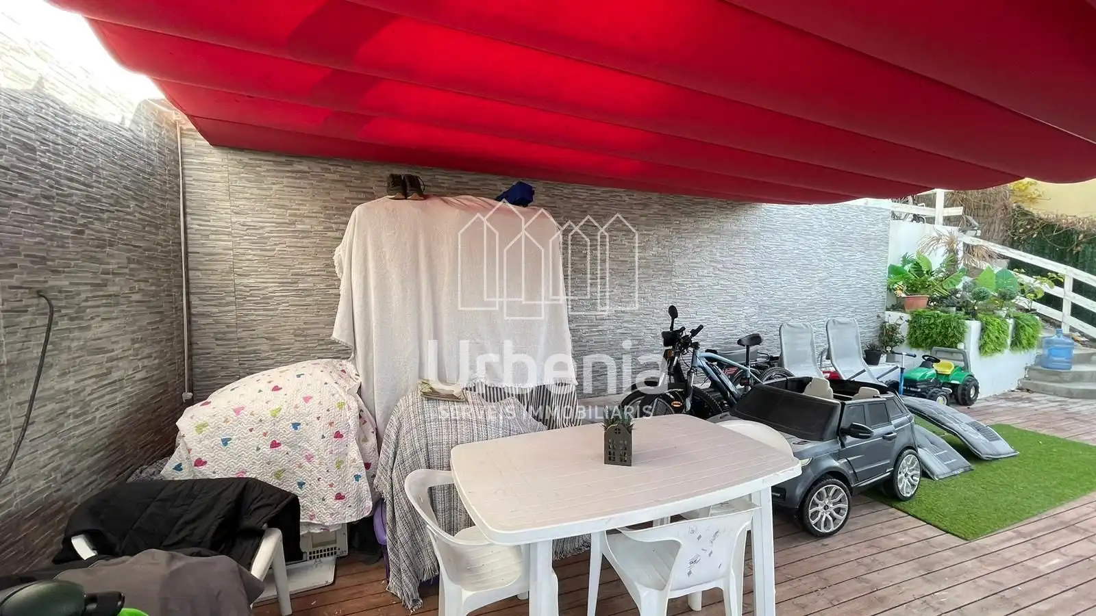 Terrace of Houses for sale in Santa Susanna  with Heating