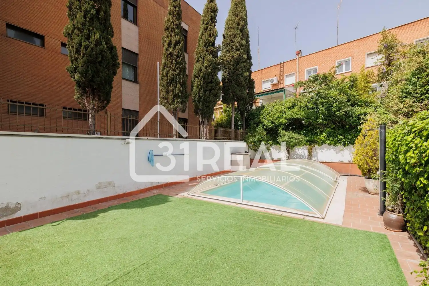 Xalet amb piscina en venda a Calle Calle Miguel Aracil