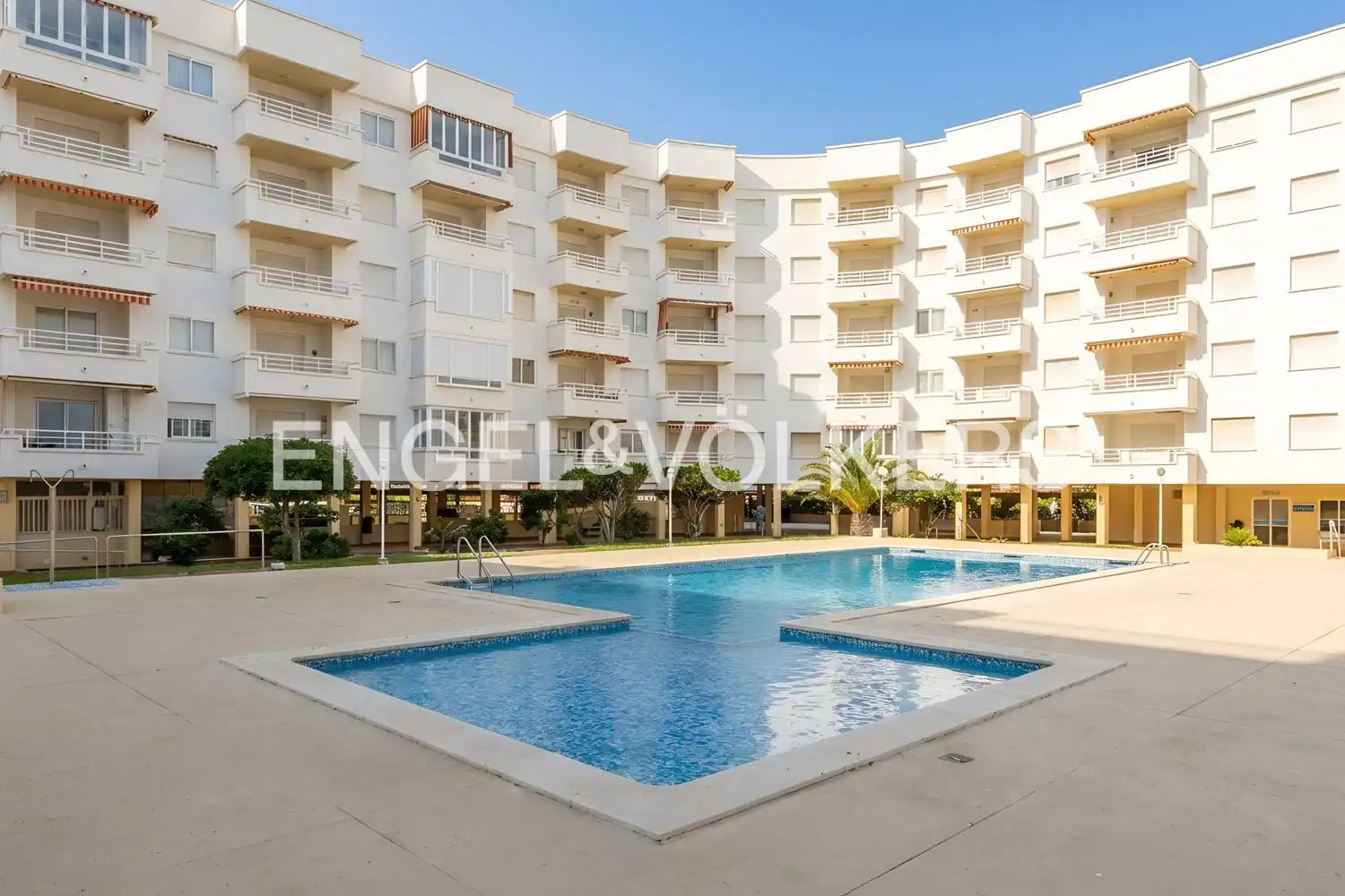Vista exterior de Piso en venta en Sueca con Calefacción, Terraza y Piscina