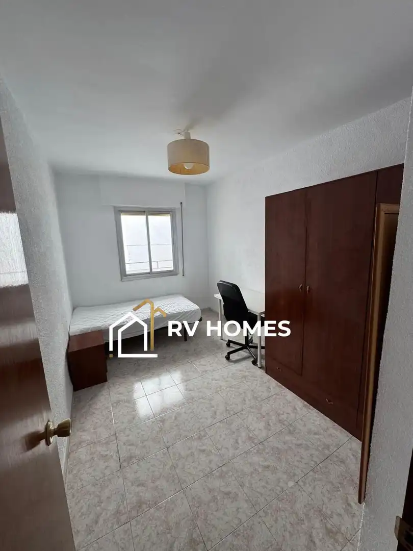 Bedroom of Flat for rent in Cáceres  with Air Conditioner, Heating and Terrace