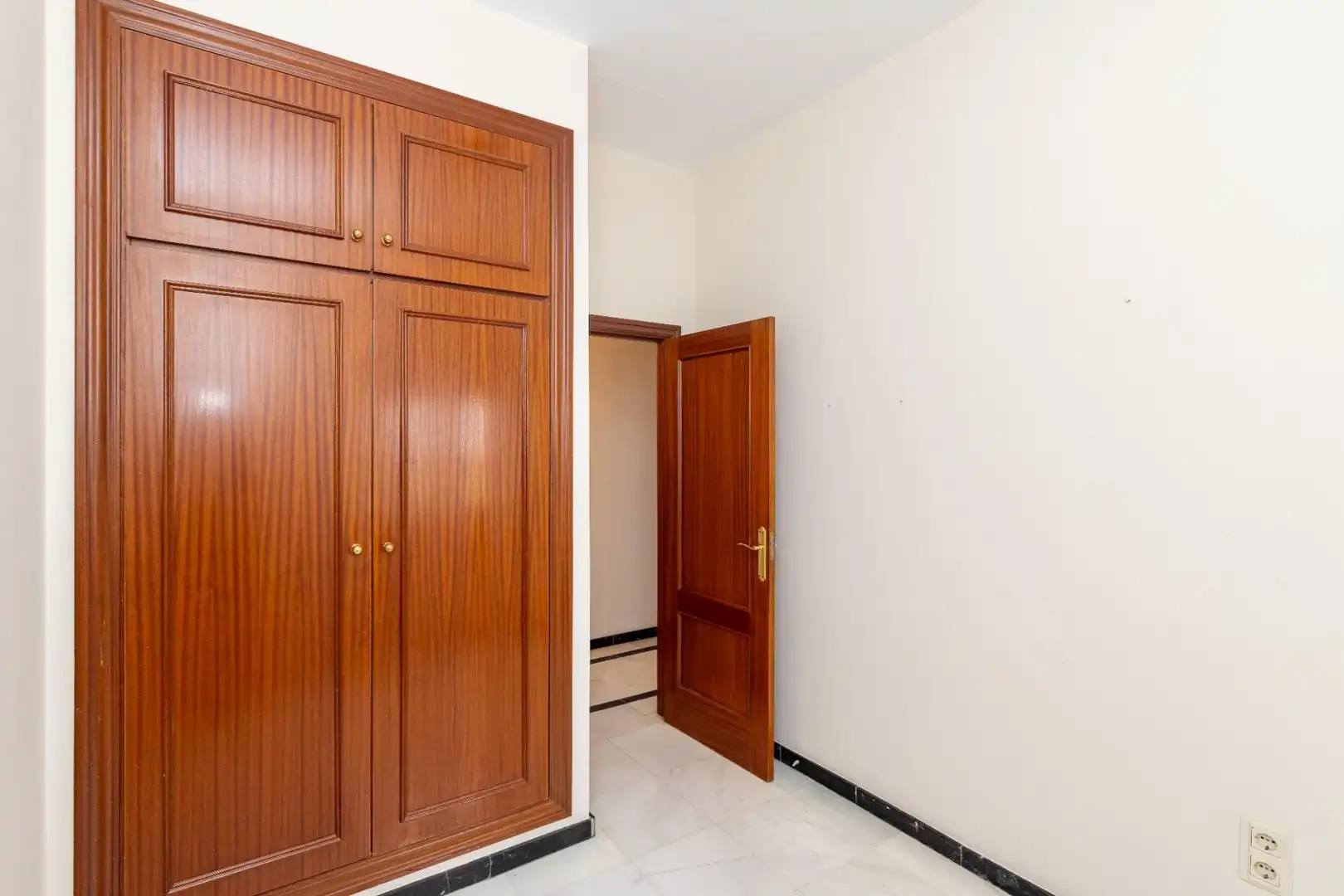 Habitación de Piso de alquiler en Granada con Aire acondicionado, Calefacción y Terraza