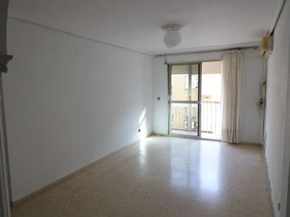 Flat for sale in  Sevilla Capital  with Air Conditioner, Heating and Terrace