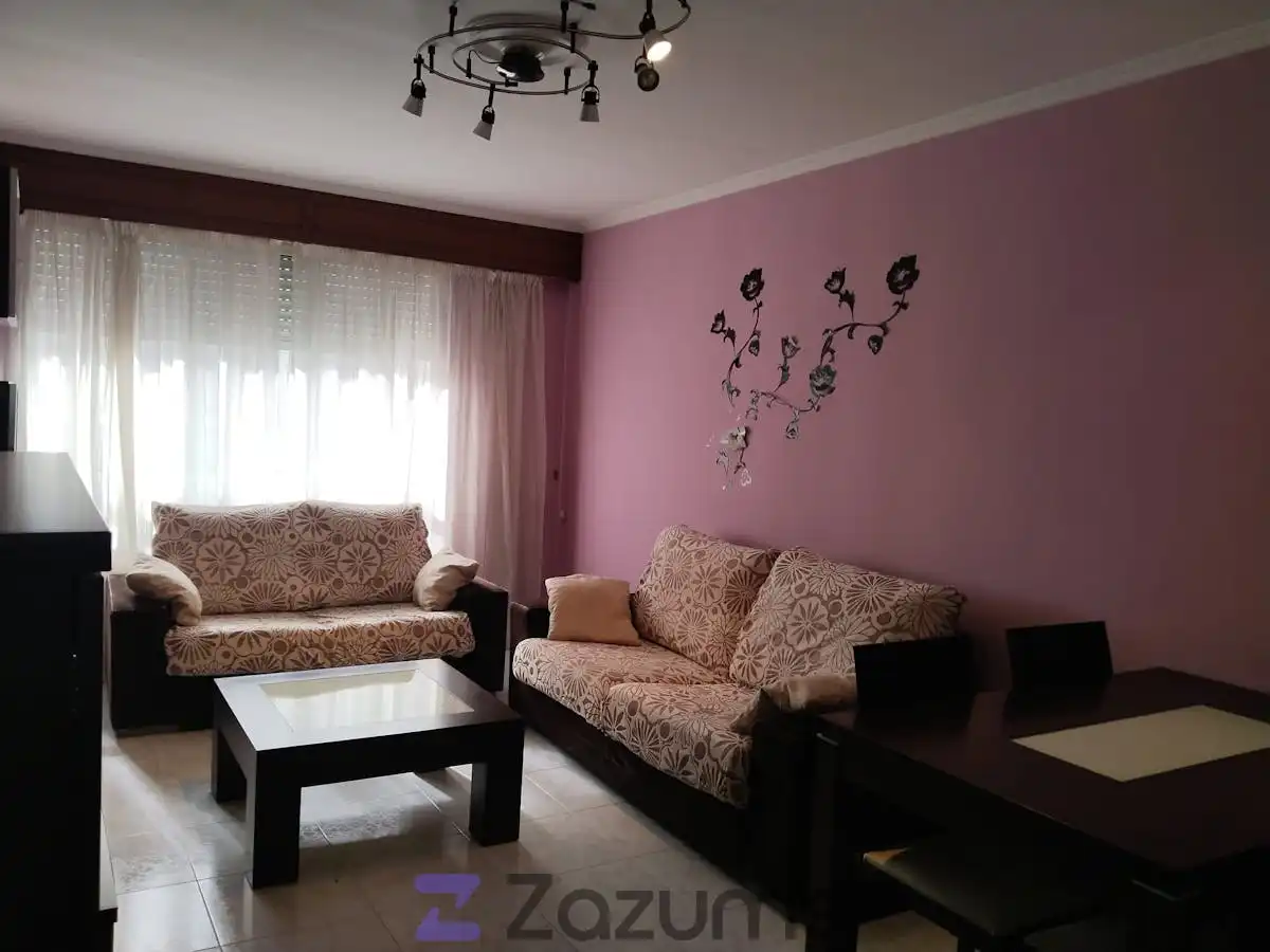 Living room of Flat for rent in Narón  with Heating, Furnished and Oven