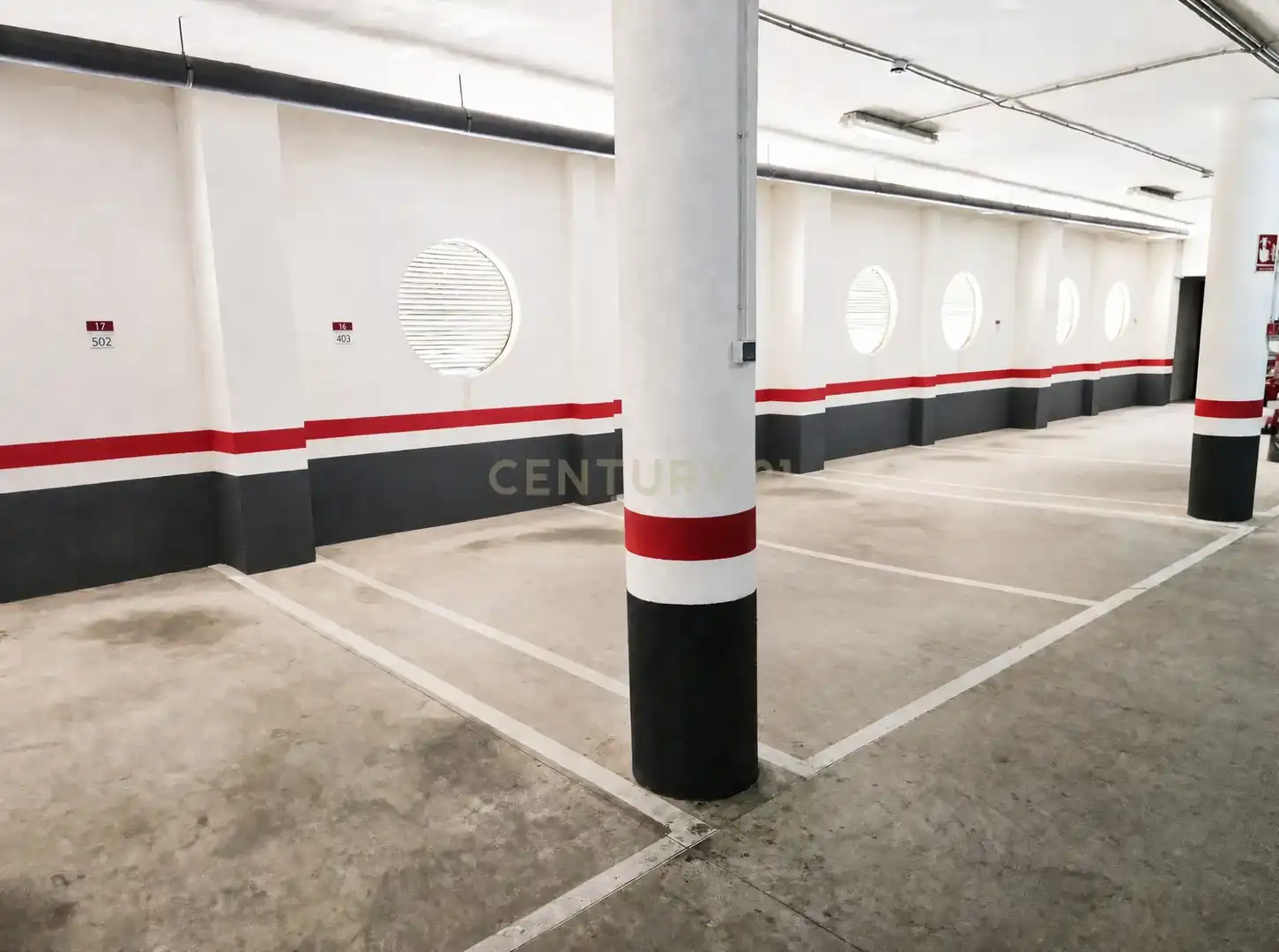 Parking de Piso en venta en Málaga con Aire acondicionado, Jardín privado y Trastero