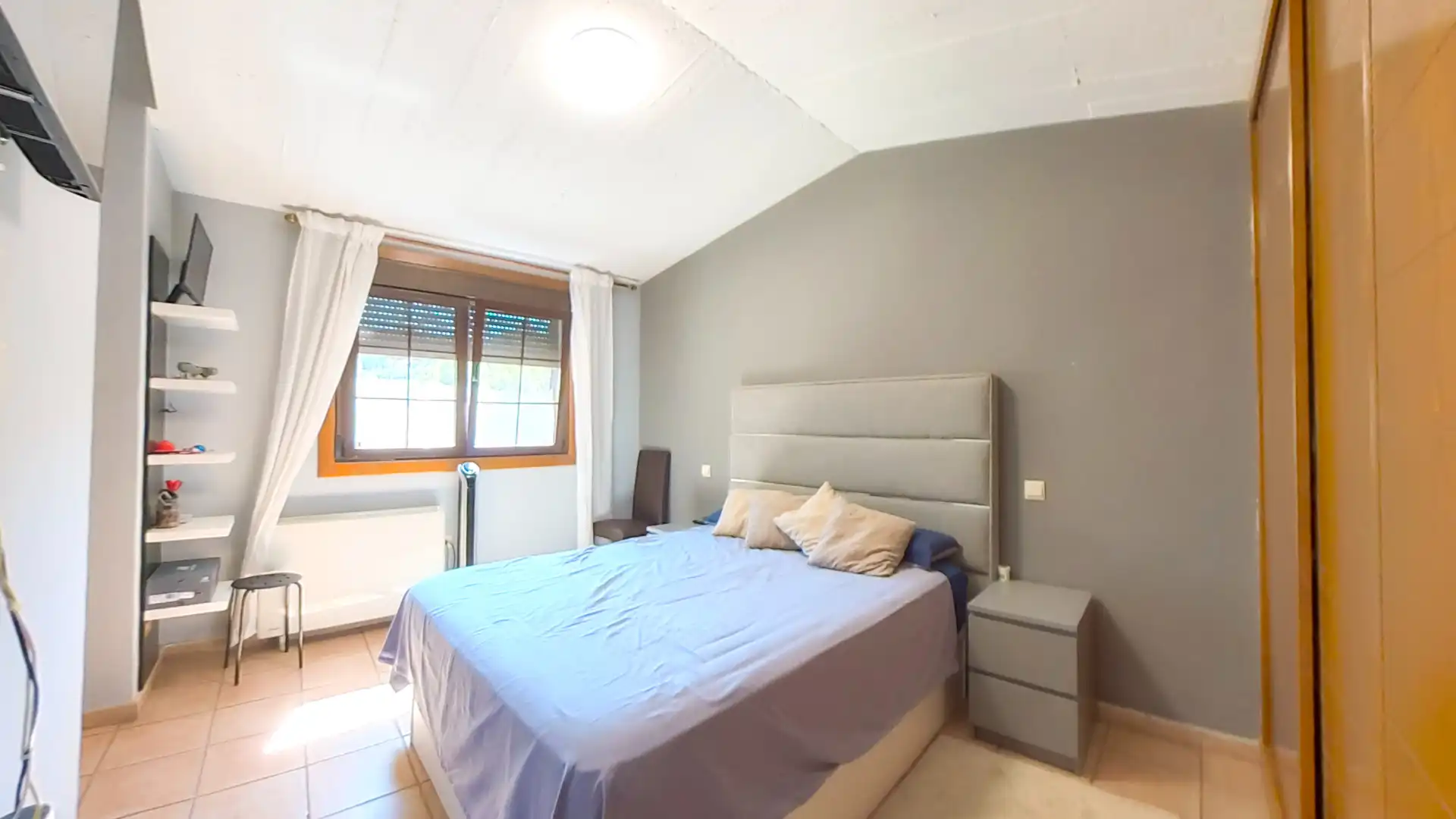 Dormitori de Casa o xalet en venda en Galapagar amb Aire condicionat, Jardí privat i Forn