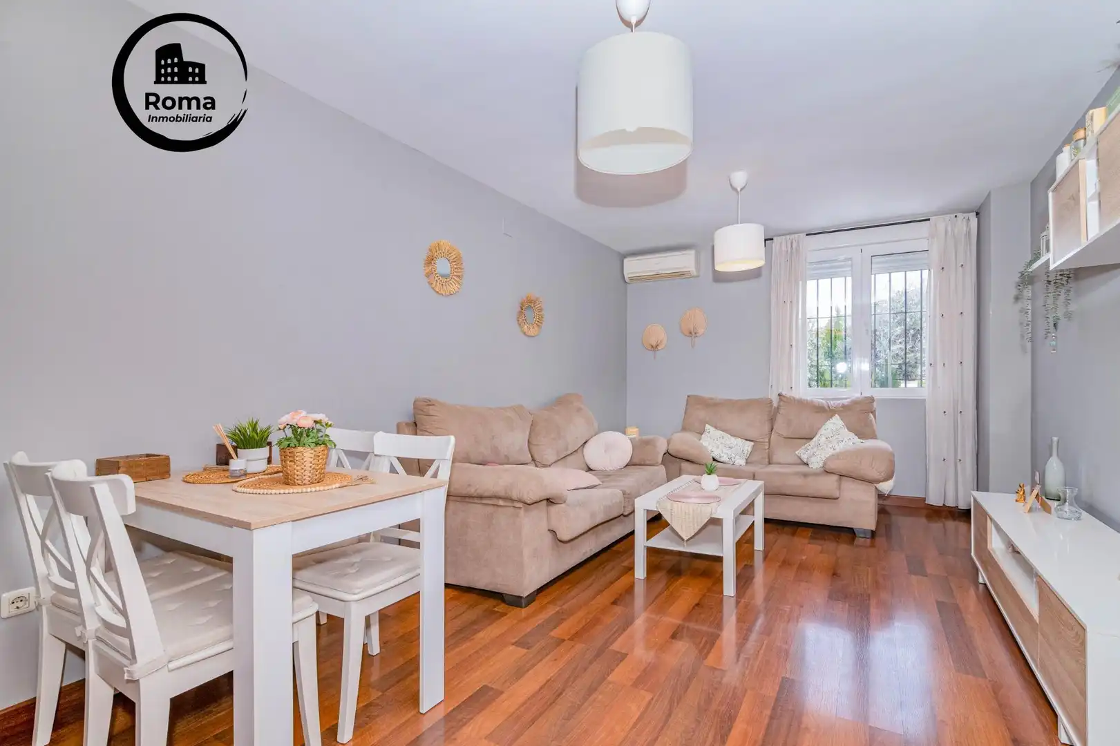 Sala de estar de Piso en venta en La Zubia con Aire acondicionado y Amueblado