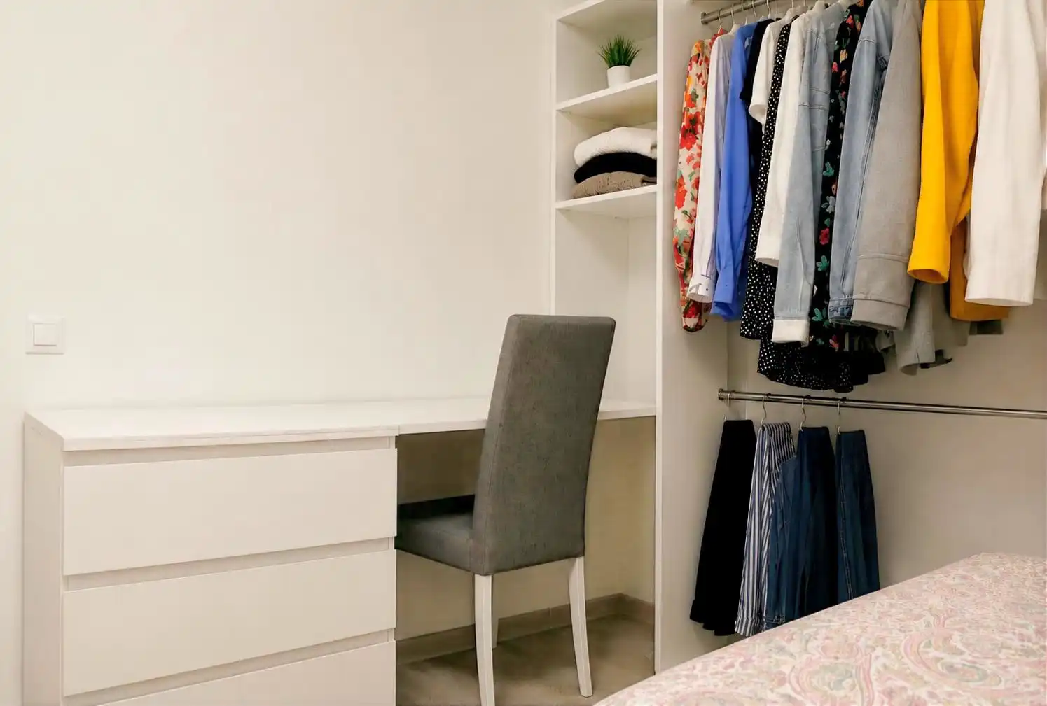 Bedroom of Flat for sale in Alicante / Alacant  with Air Conditioner, Parquet flooring and Furnished