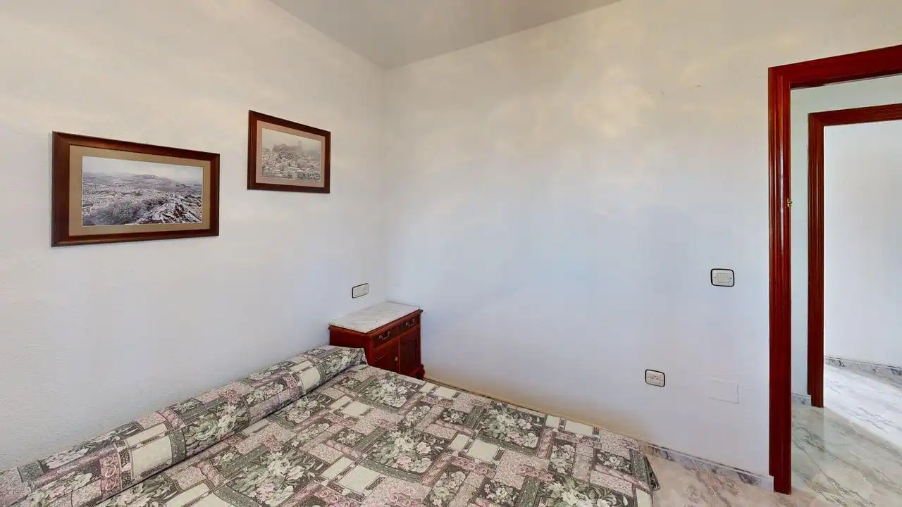 Dormitori de Casa o xalet en venda en Jaén amb Traster i Piscina comunitària