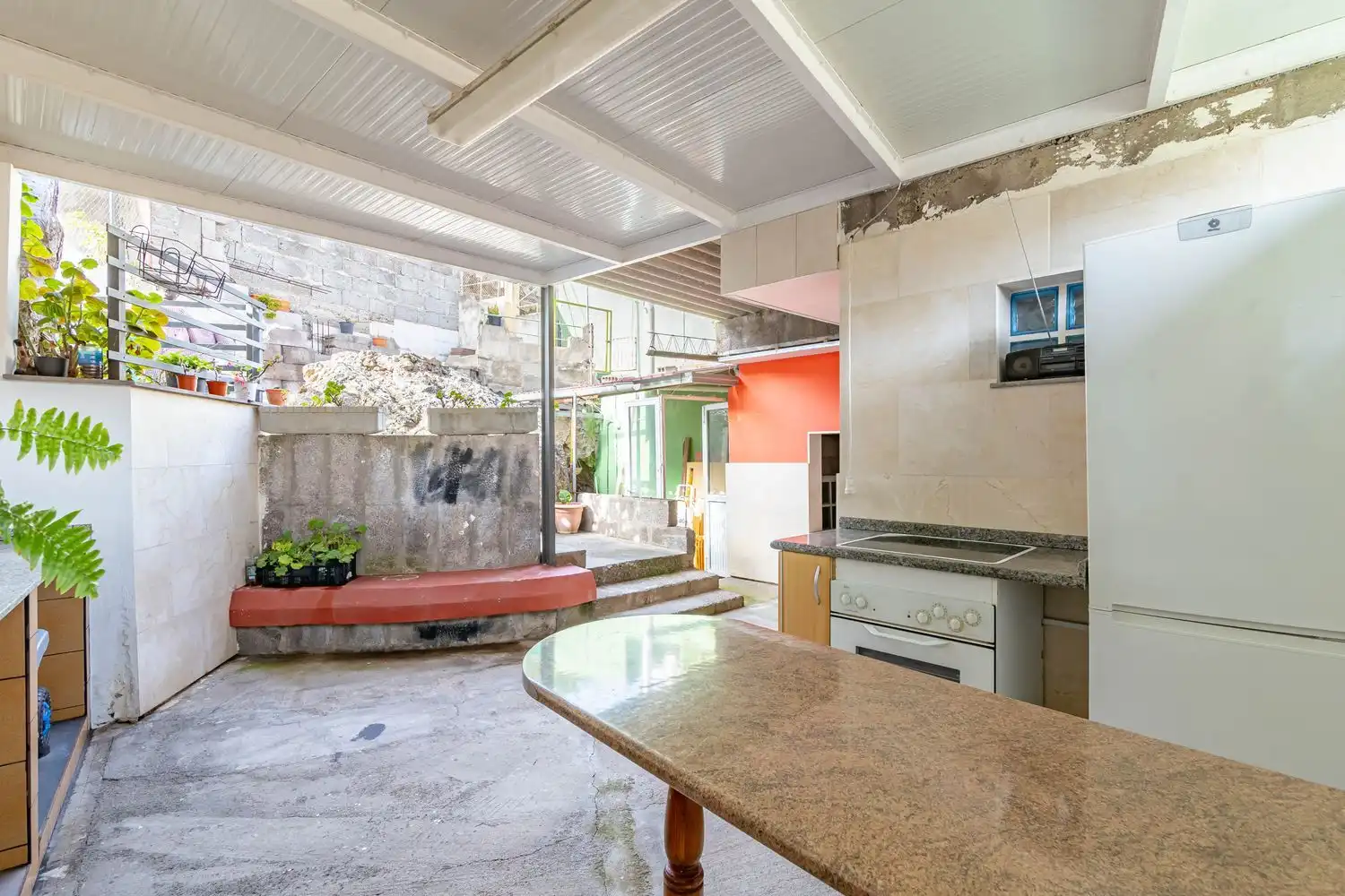 Cuina de Casa o xalet en venda en Vega de San Mateo amb Jardí privat, Traster i Balcó