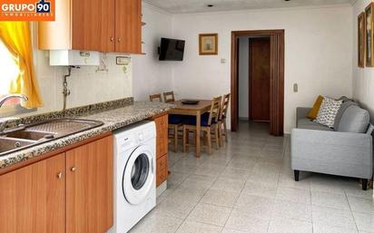 Kitchen of Flat for sale in  Valencia Capital  with Air Conditioner, Heating and Oven