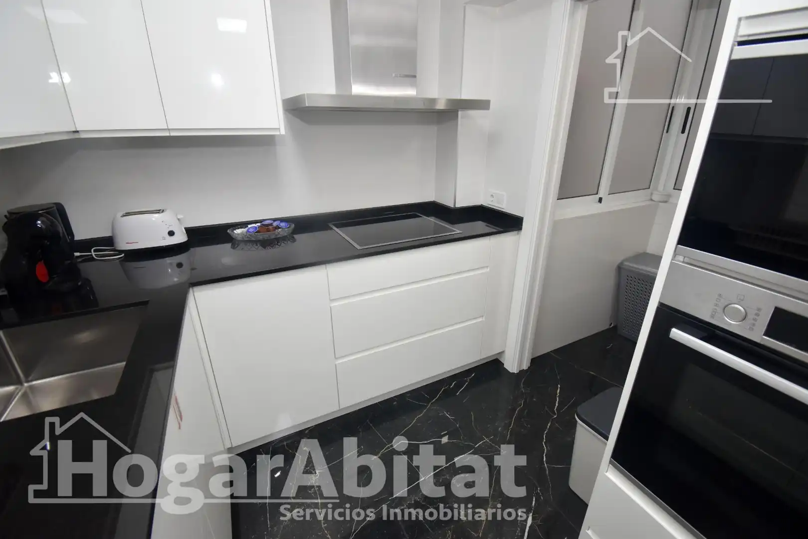 Flat for sale in Plaza Isabel 'La Católica', imagen 8