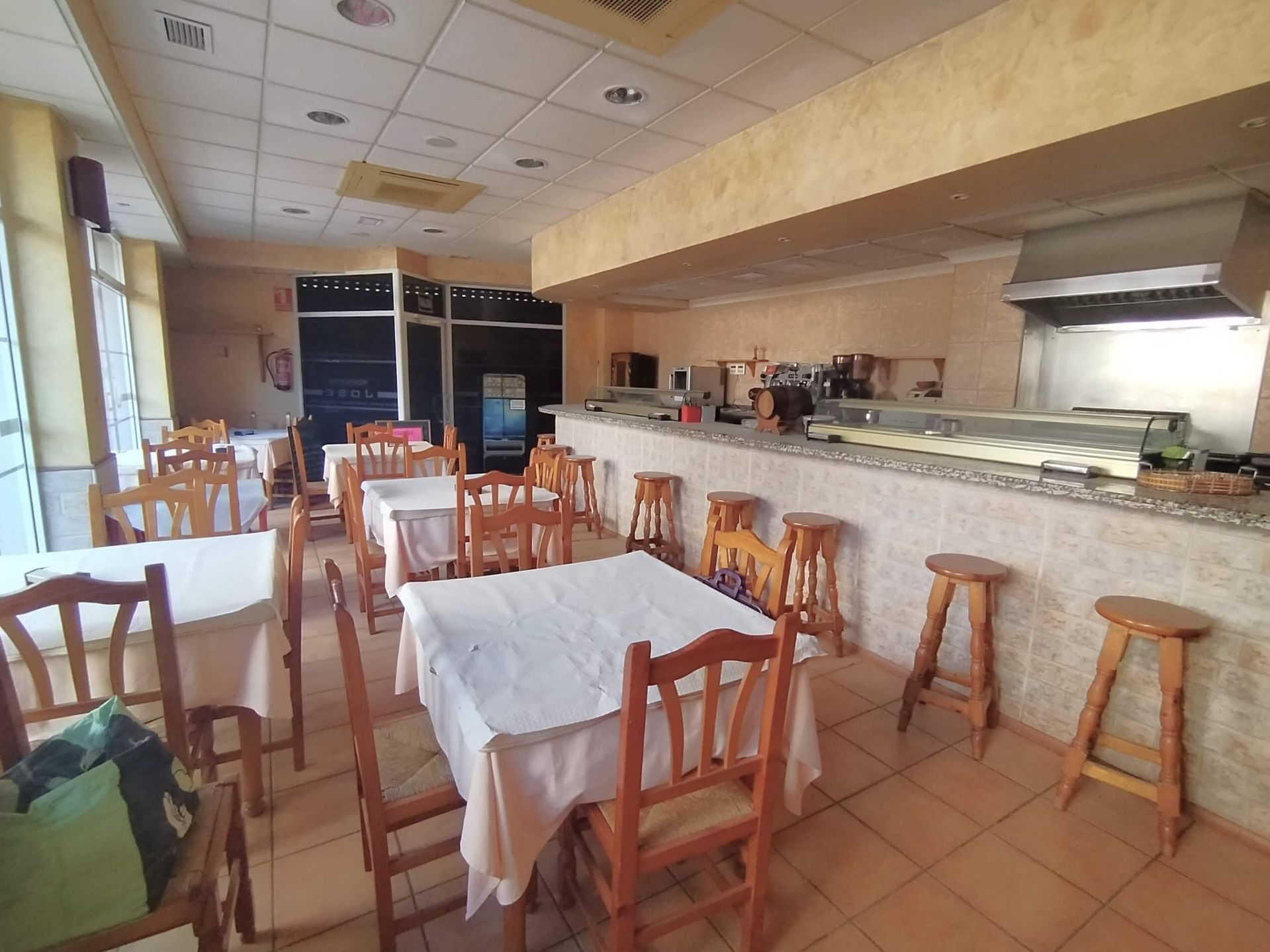 Premises for sale in San Vicente del Raspeig / Sant Vicent del Raspeig  with Air Conditioner and Furnished